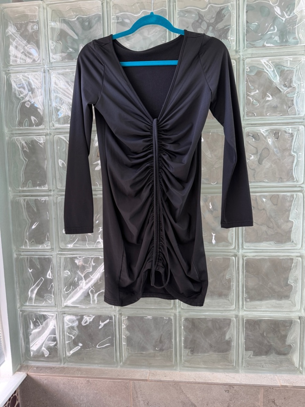 Black Ruched V-Neck Long Sleeve Dress